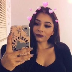 Meet your Posher, Brianna